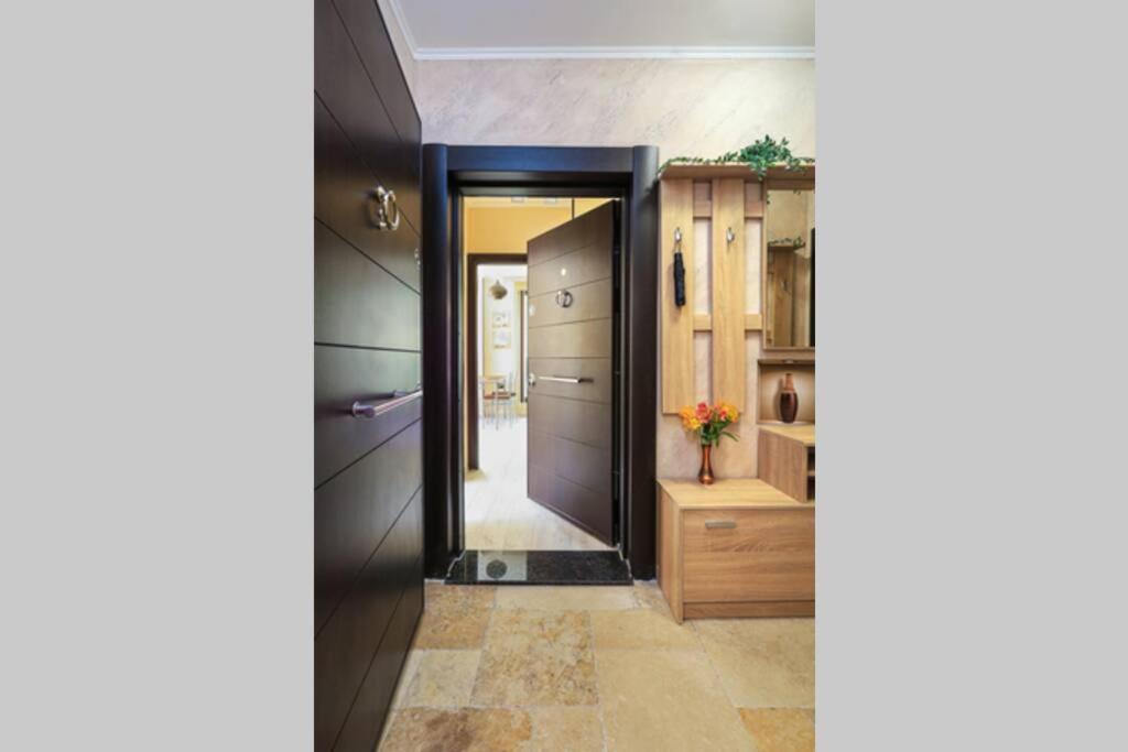 Cozy New Apartment 'Casa Vacanza ' ✵ Top Center ✵ Plovdiv Exterior photo